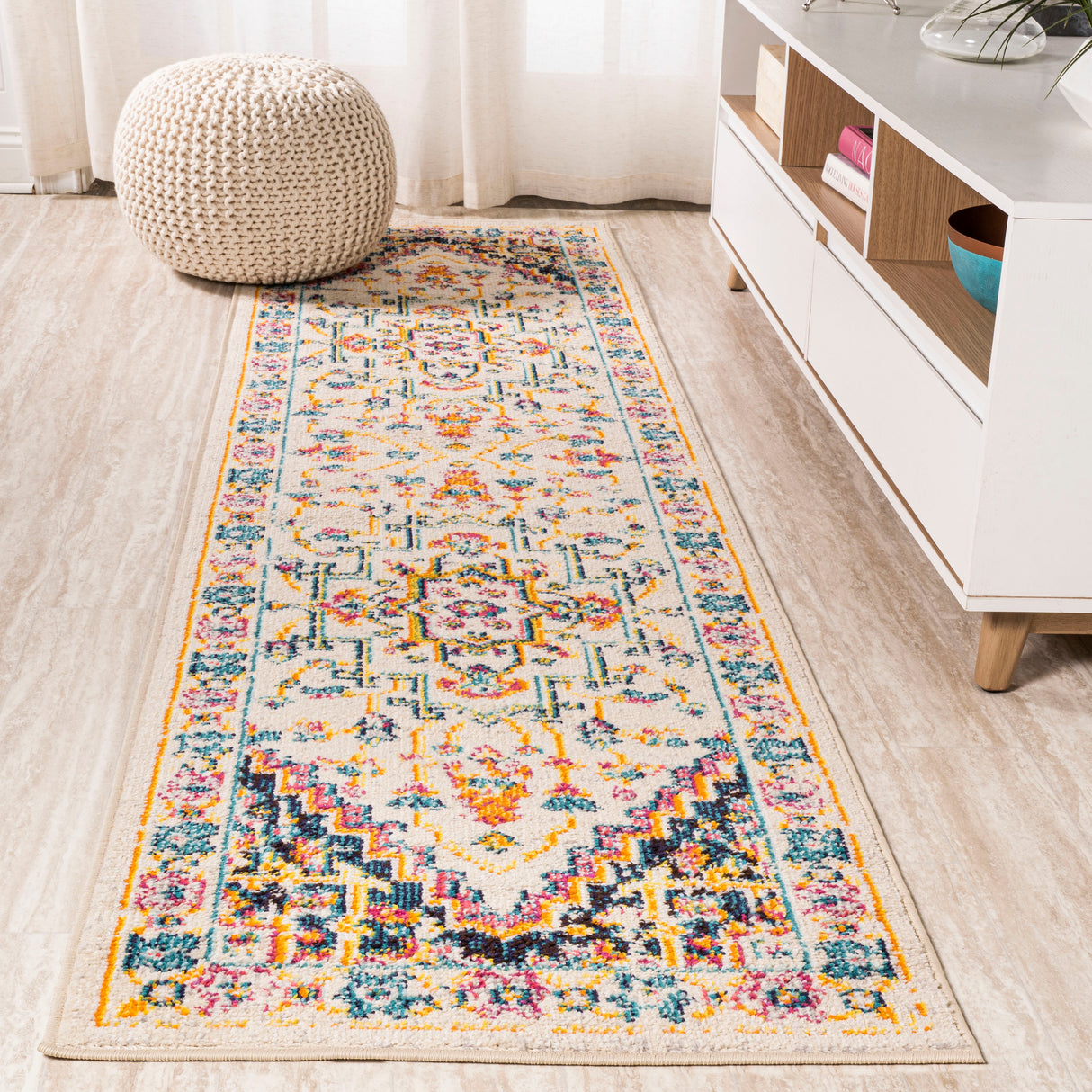 Brooklyn-Geometric-Medallion-Runner-Rug-Runner-Rugs