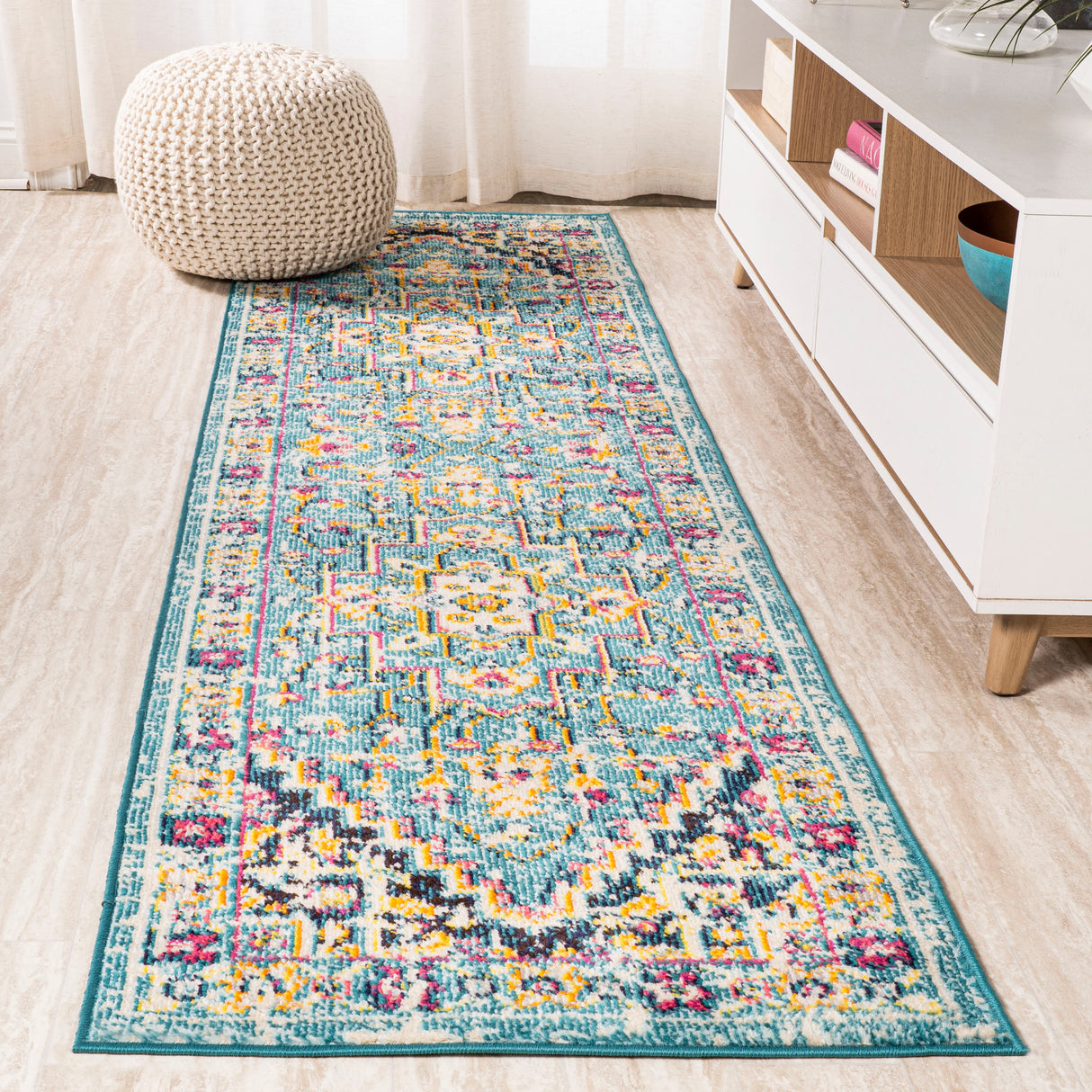 Brooklyn Geometric Medallion Runner Rug