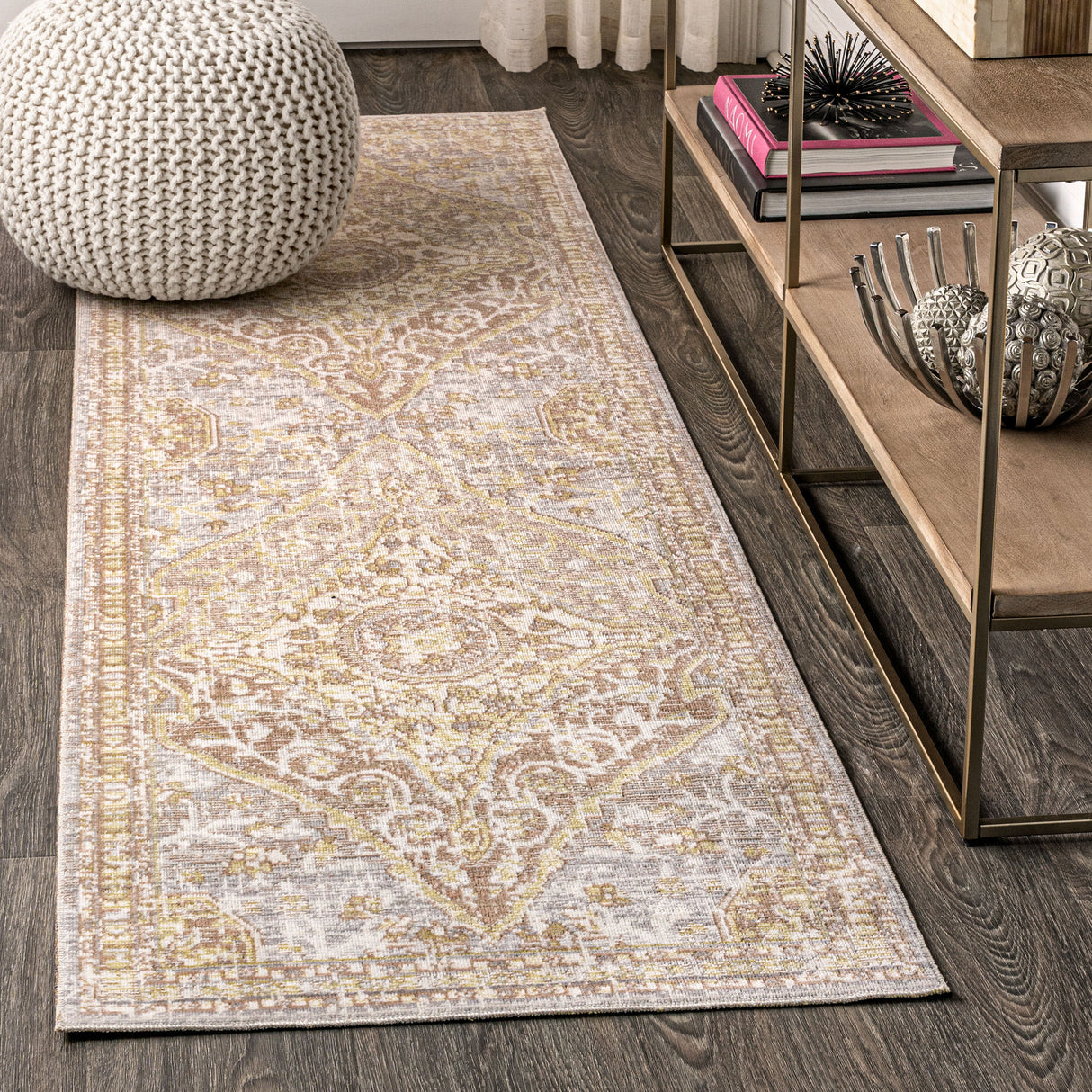 Petras Modern Ornate Medallion Runner Rug