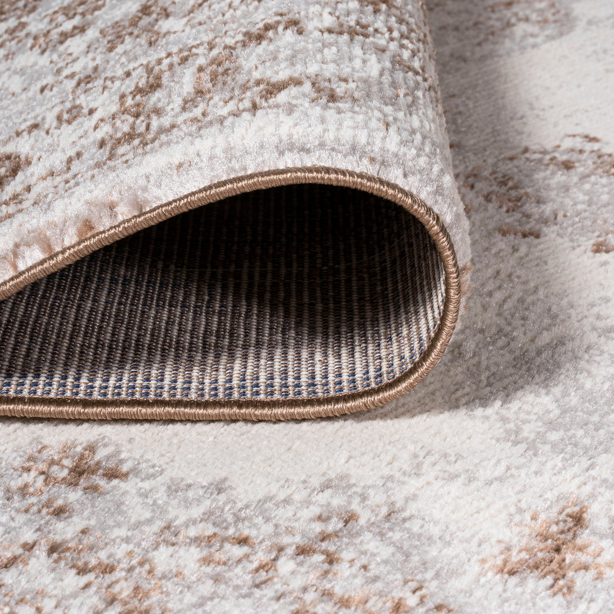 Rosalia Cottage Medallion Plush Runner Rug