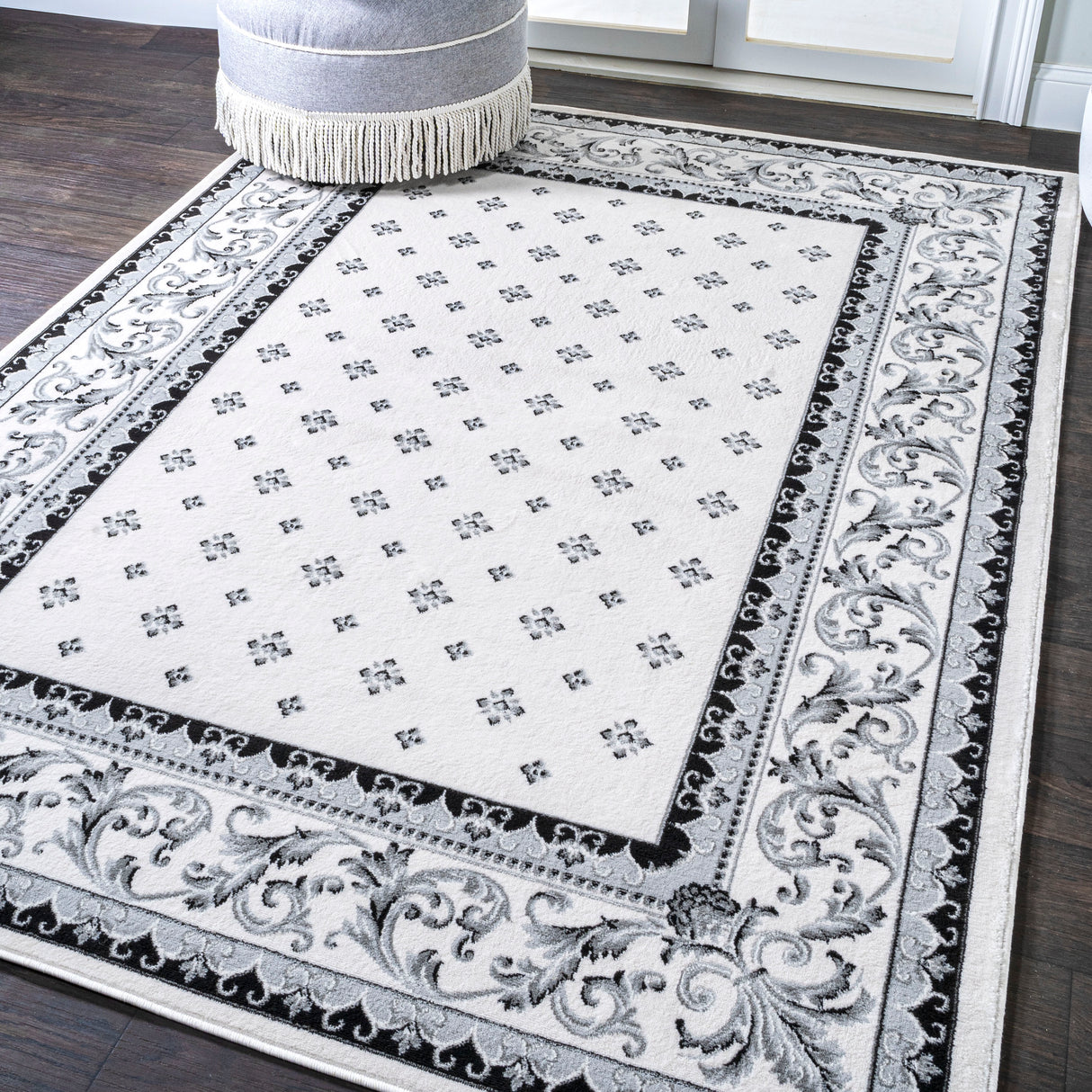 Acanthus French Border Area Rug