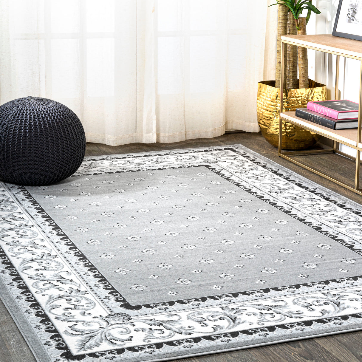 Acanthus French Border Area Rug