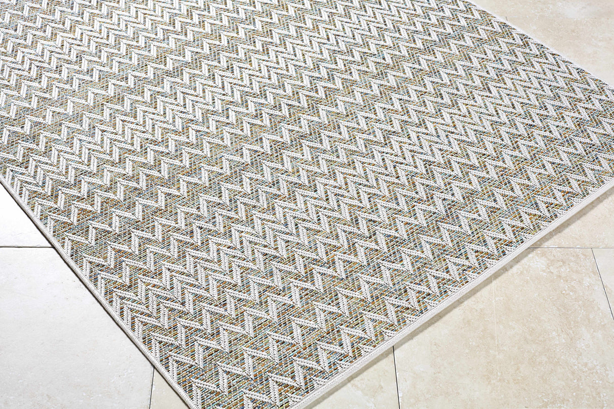 Alazne Ivory Area Rug