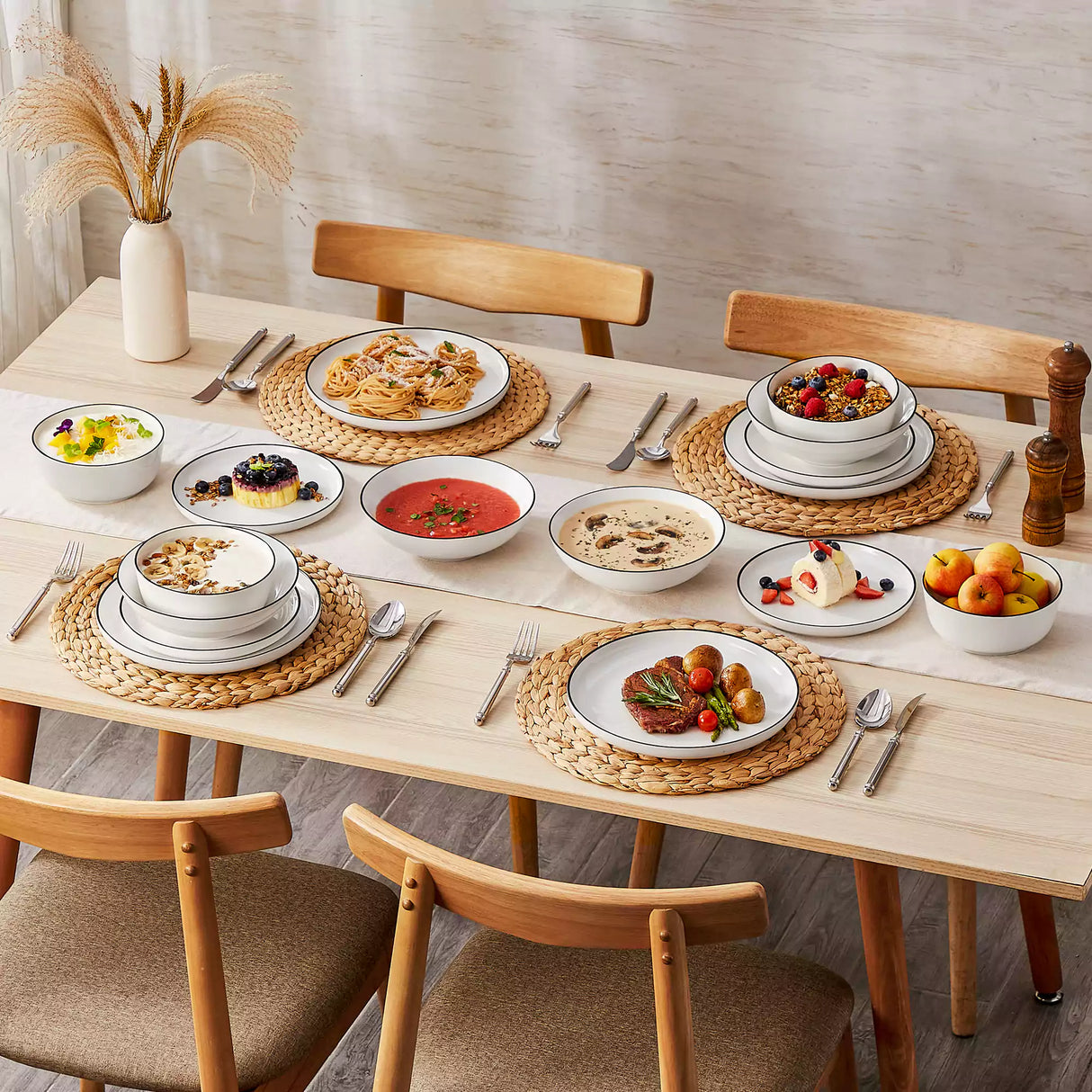 Mina 16 Piece Dinnerware Set