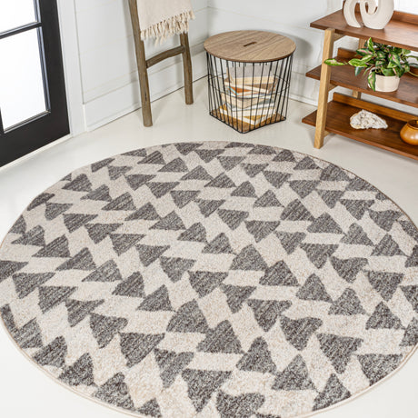 Aisha Moroccan Triangle Geometric Round Area Rug