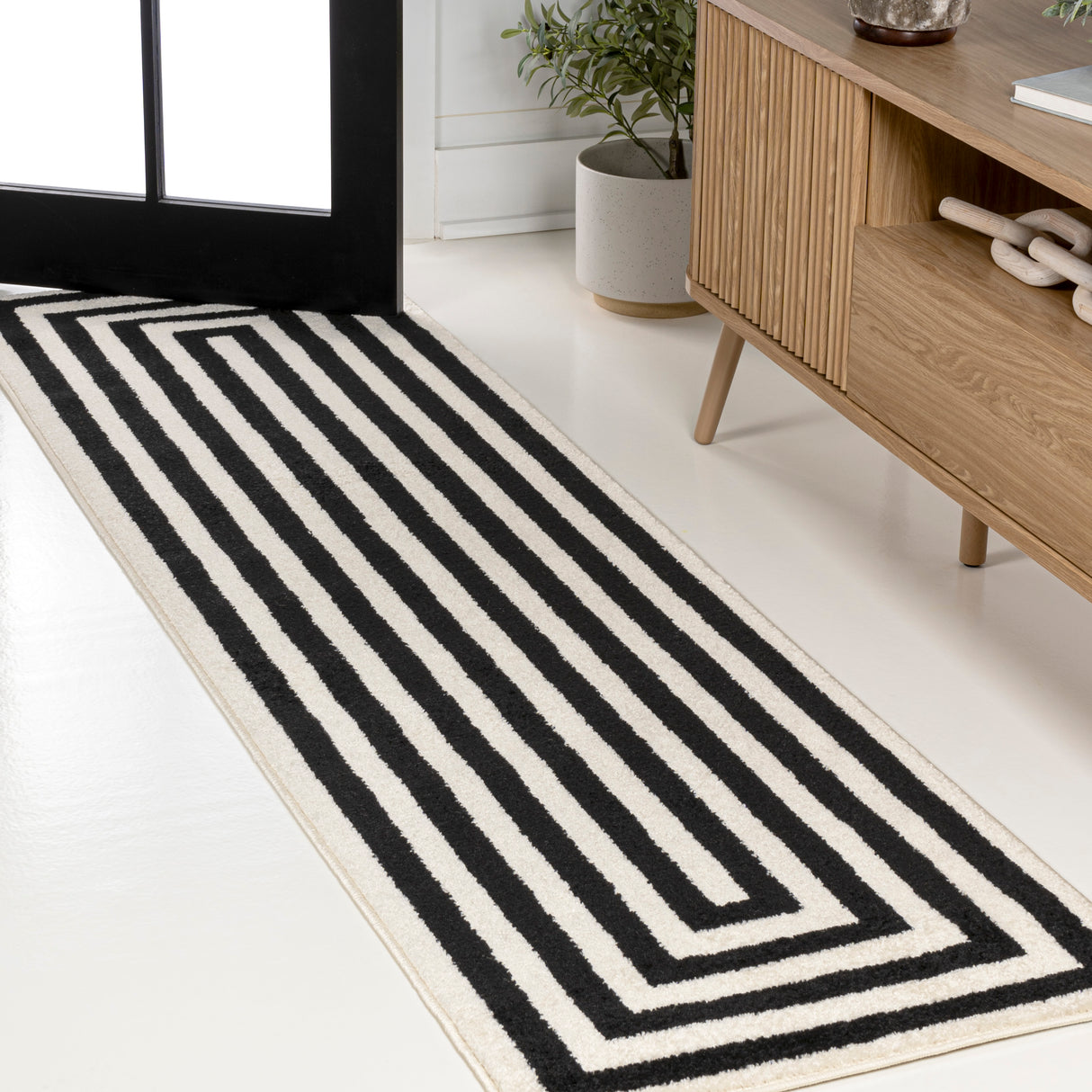 Bandol-Modern-Classic-Mitre-Stripe-Runner-Rug-Runner-Rugs