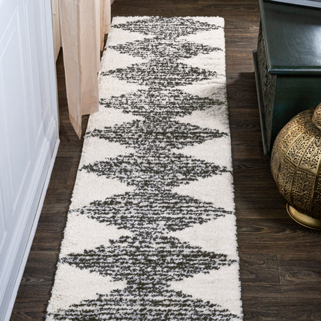 Elm Diamond Stripe Geometric Shag Runner Rug