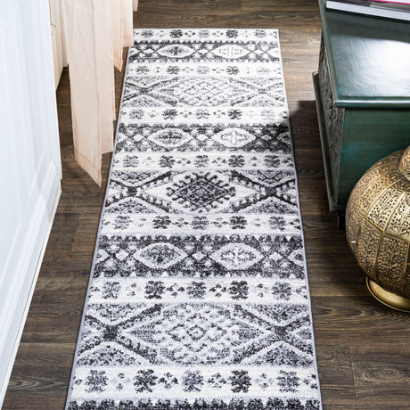 Sura-Modern-Kilim-Geometric-Runner-Rug-Runner-Rugs
