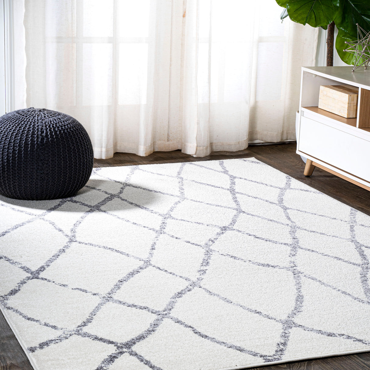 Illi-Moroccan-Diamond-Trellis-Area-Rug-Area-Rugs