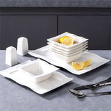 Mario 28 Piece Dinnerware Set