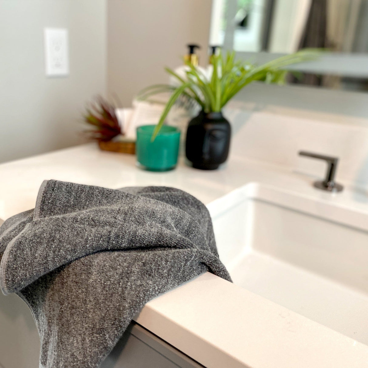 Bamboo Cotton Hand Towels - Viscose from Bamboo + Cotton - 2pk - Charcoal