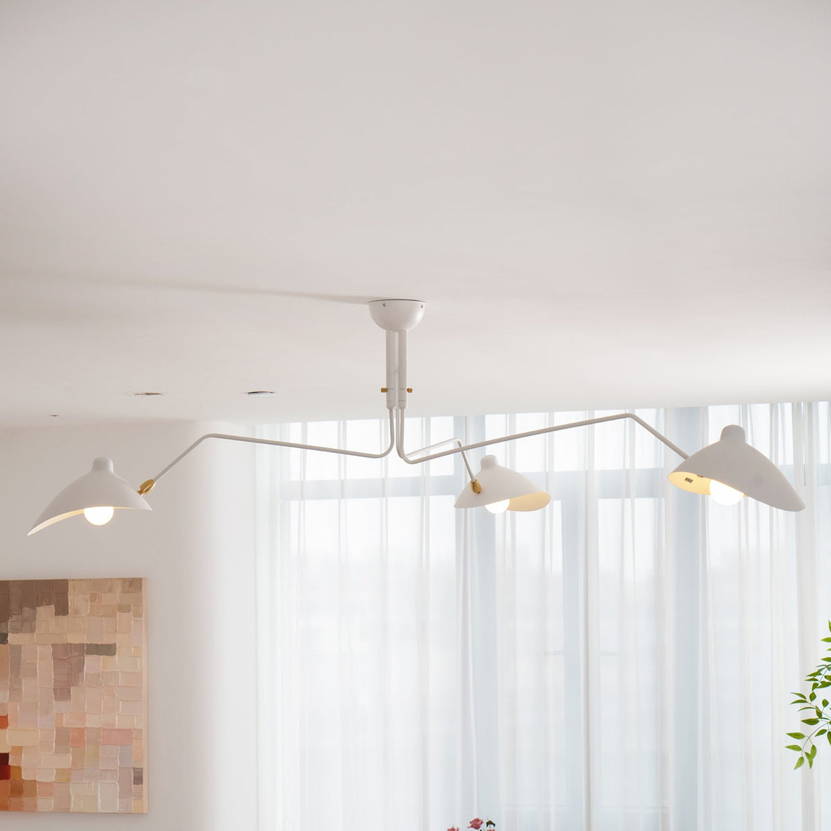 Arachnia | Suspended 3-Arm Ceiling Light with Rotating Reflectors, Black or White Finish