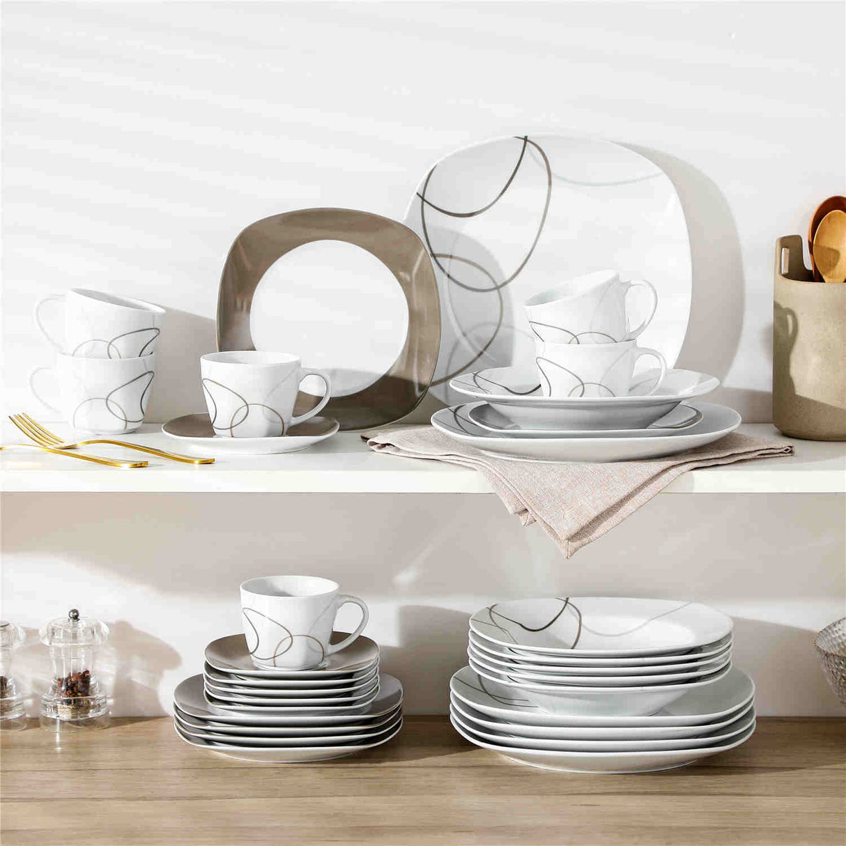 Nikita 30 Piece Dinnerware Set