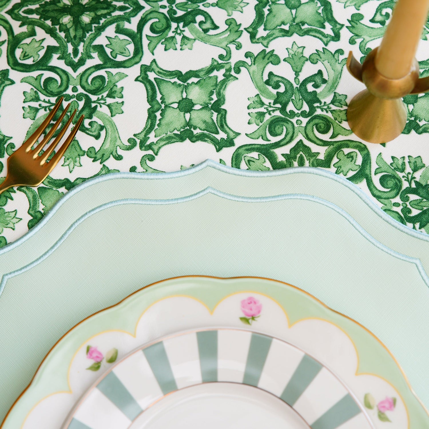 ORCHID LIGHT GREEN SQUARE FAUX LEATHER PLACEMAT