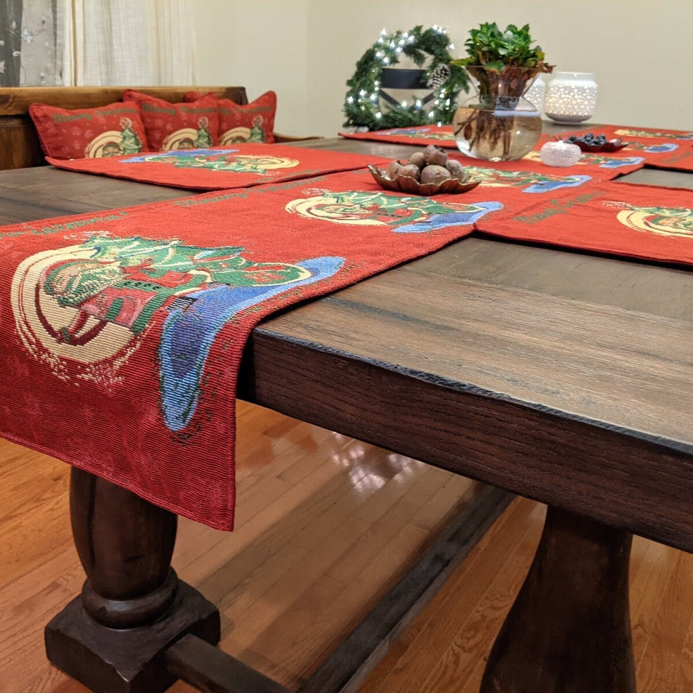 DaDa Bedding Set of 8 Pieces Red Santa Claus Holiday Table Tapestry - 4 Placemats, 2 Table Runners, 2 Throw Pillow Covers (17615)