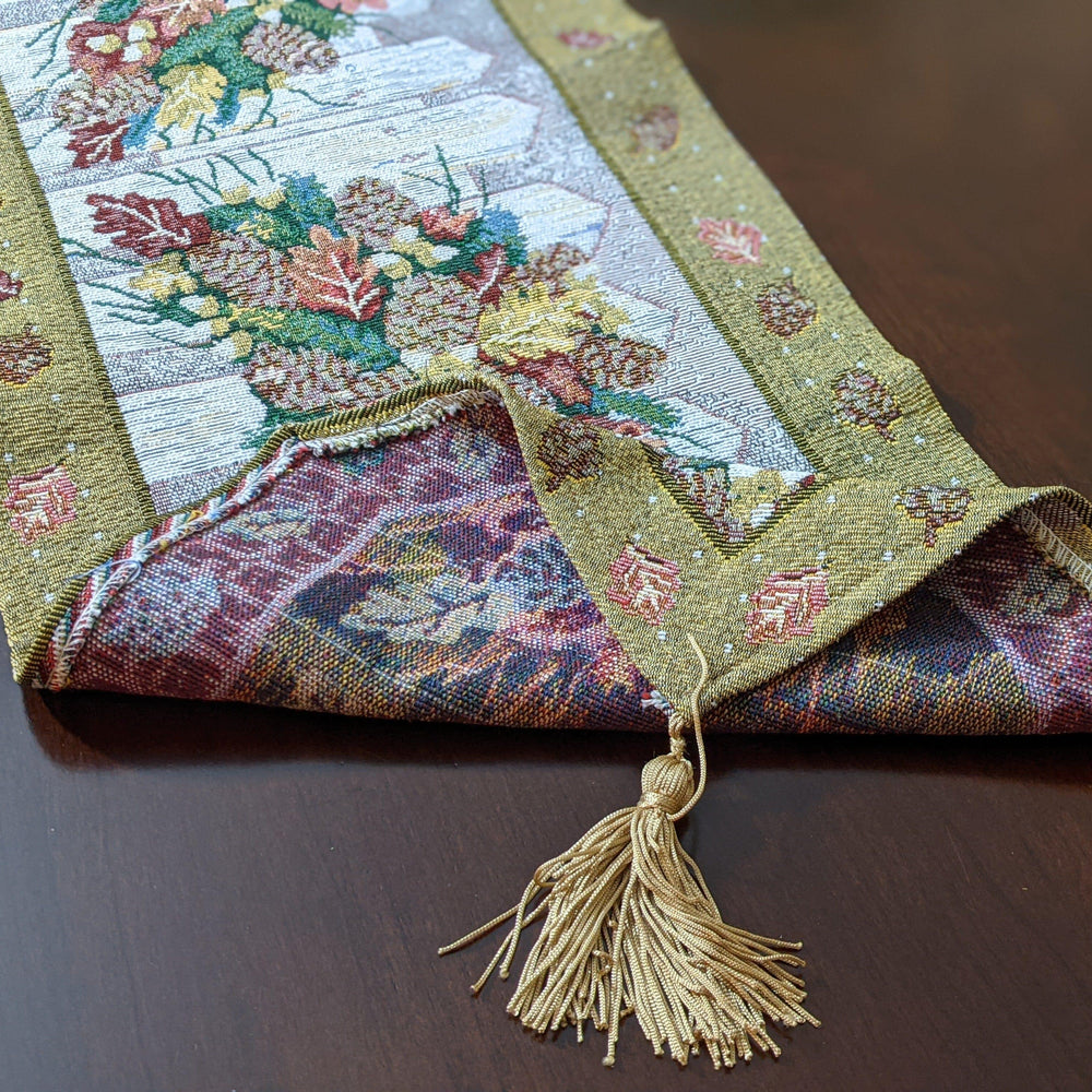 DaDa Bedding Rustic Floral Bouquet Lights Holiday Tapestry Dining Table Runner (6068)