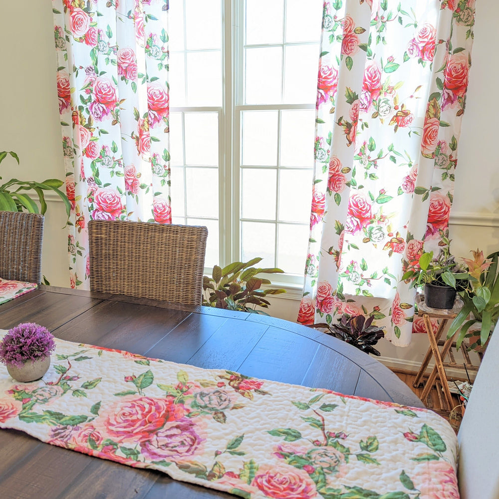 DaDa Bedding Romantic Roses Pink White Lovely Floral Quilted Dining Table Runner (879)