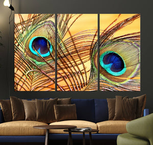 Peacock Feather Wall Art Print - Vibrant Green, Blue, and