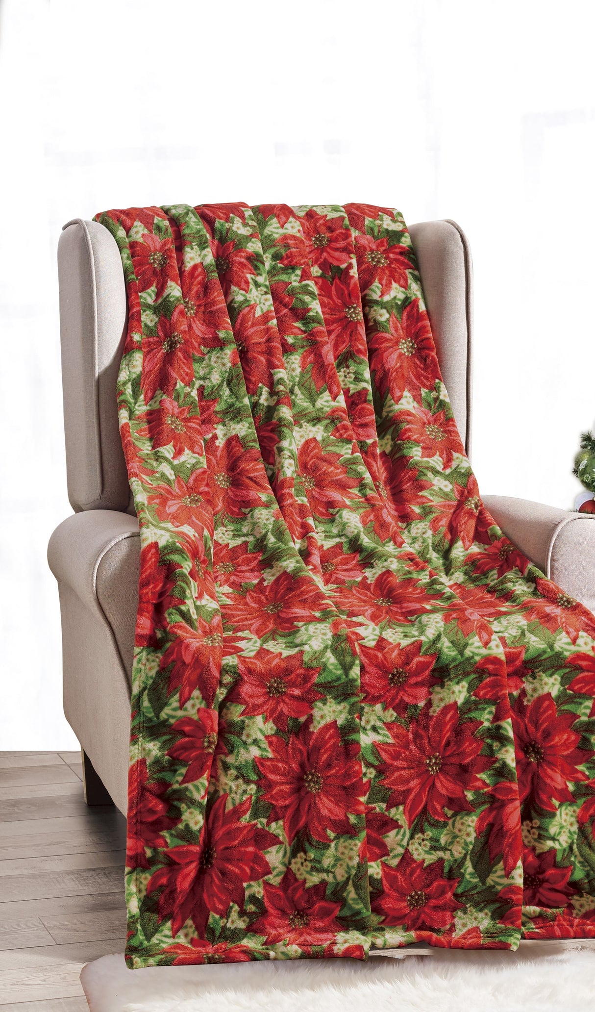Decor&More Home Essentials Christmas Throw