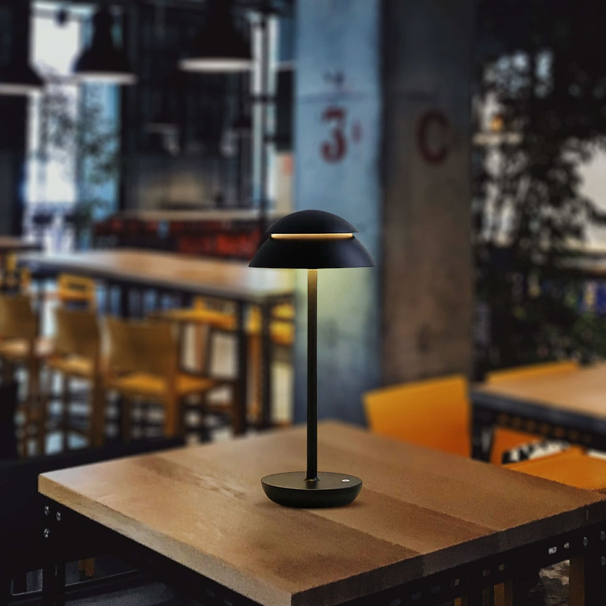 Portable Cordless Table Lamp with Adjustable Brightness – Battery Operated Minimalist Design for Home and Travel