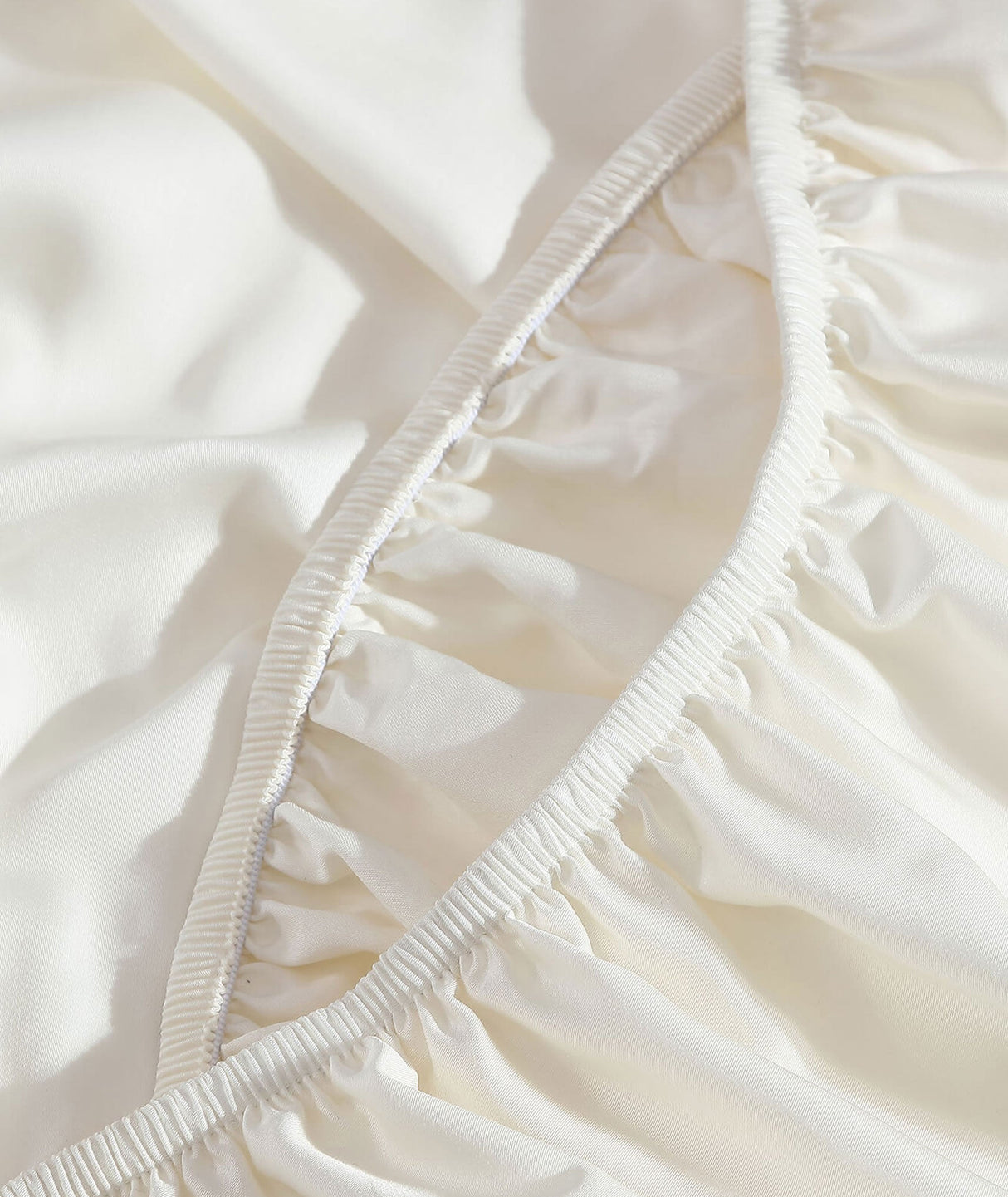 Premium Lumière Fitted Sheet