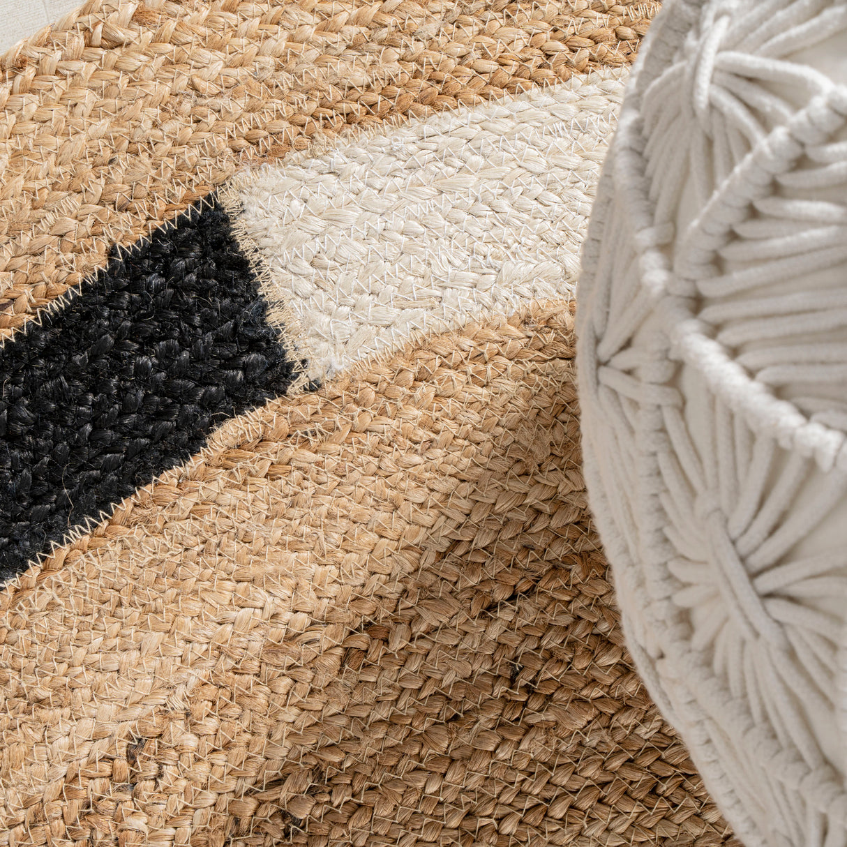 Porto Geometric Jute Circle Round Area Rug
