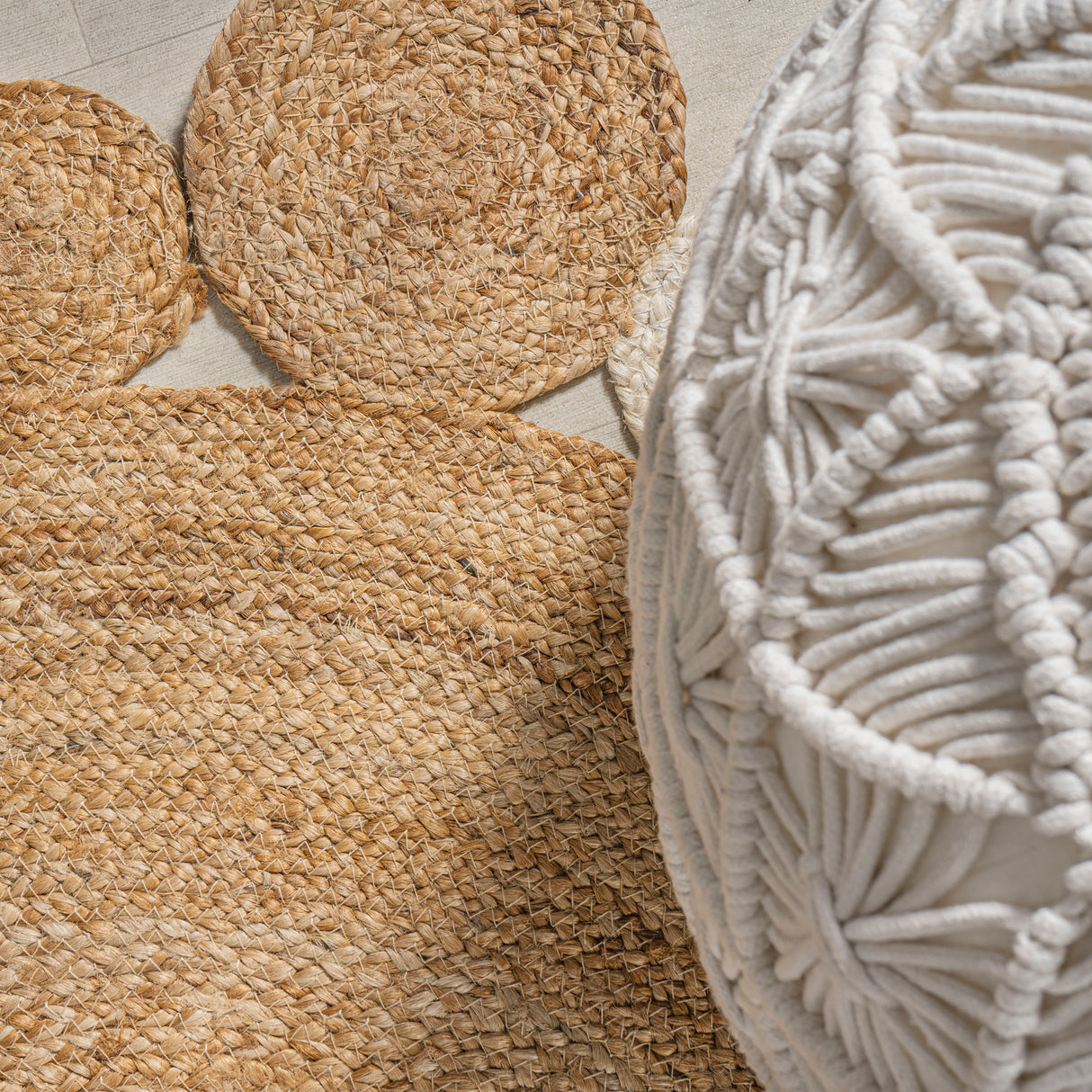 Ayana Two-Tone Jute Hippy Circle Round Area Rug