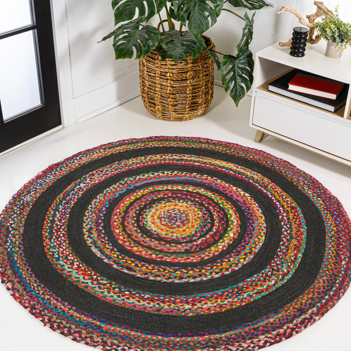 Abyss Braided Bohemian Coastal Round Jute Round Area Rug
