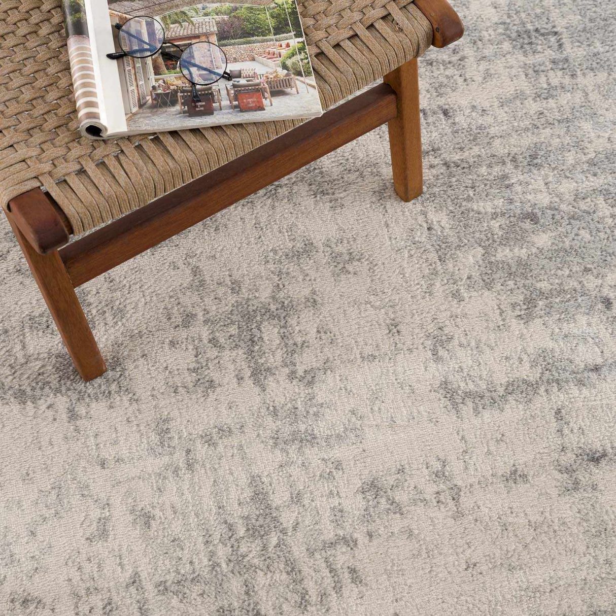 Kalanganan Abstract Gray Rug - Clearance