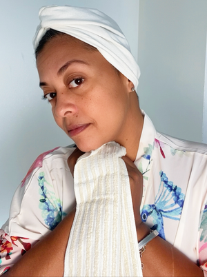 Magic Exfoliating Face Towel - 100% RAW Silk