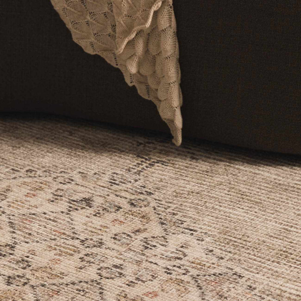 Lila Medallion Off-White Area Rug