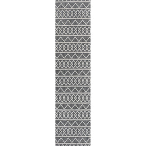 Aylan high-low pile knotted trellis geometric indoor/outdoor runner rug