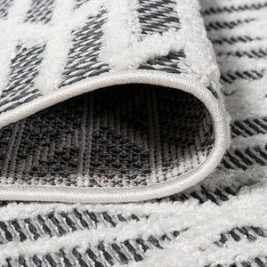 Ararat High-Low Pile Moroccan Diamond Modern Indoor/Outdoor Area Rug
