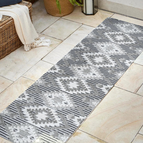Sumak High-Low Pile Neutral Diamond Kilim Indoor/Outdoor Runner Rug