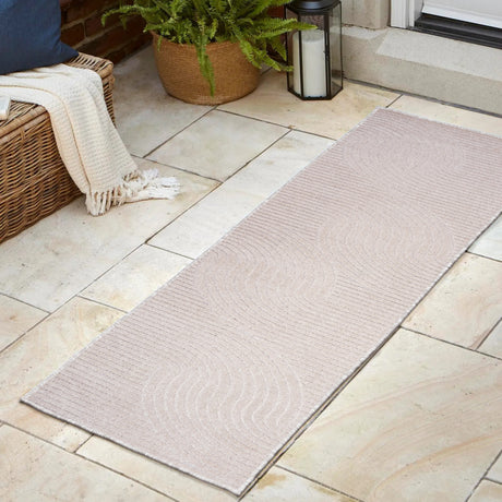 Duenas High-Low Shabby Damask Indoor/Outdoor Runner Rug