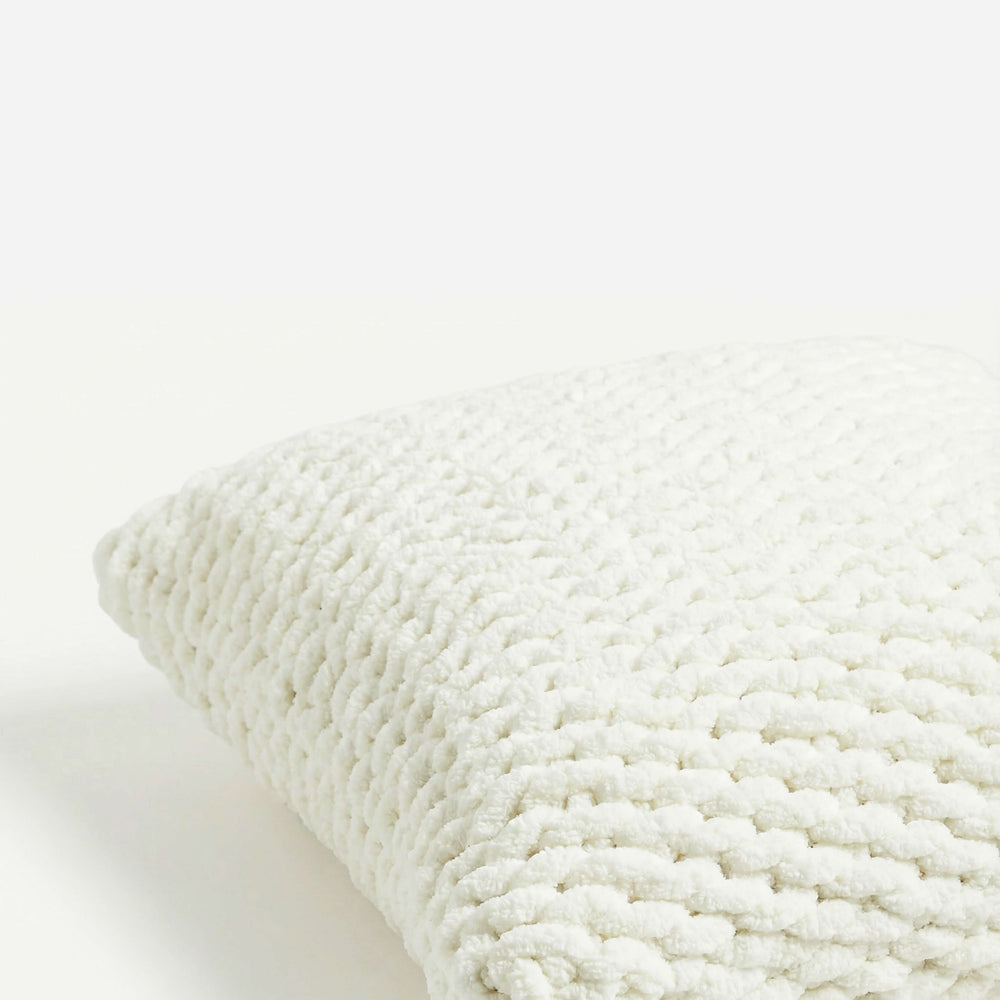 Snug Chunky Knit Throw Pillow