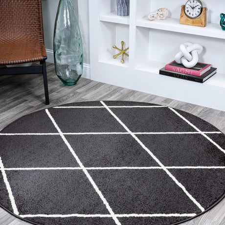 Cole-Minimalist-Diamond-Trellis-Round-Area-Rug-Area-Rugs