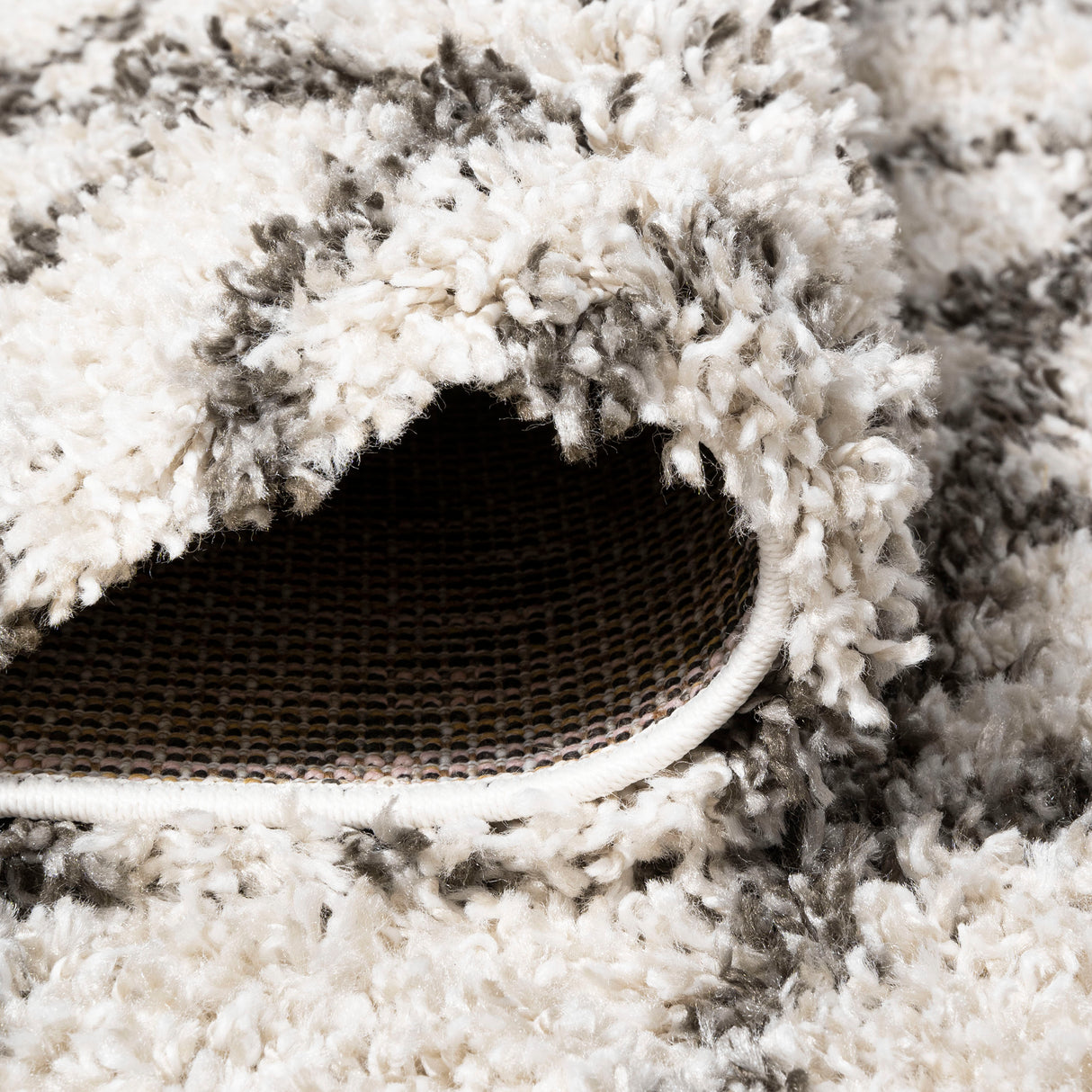 Algaida Moroccan Diamond Shag Runner Rug