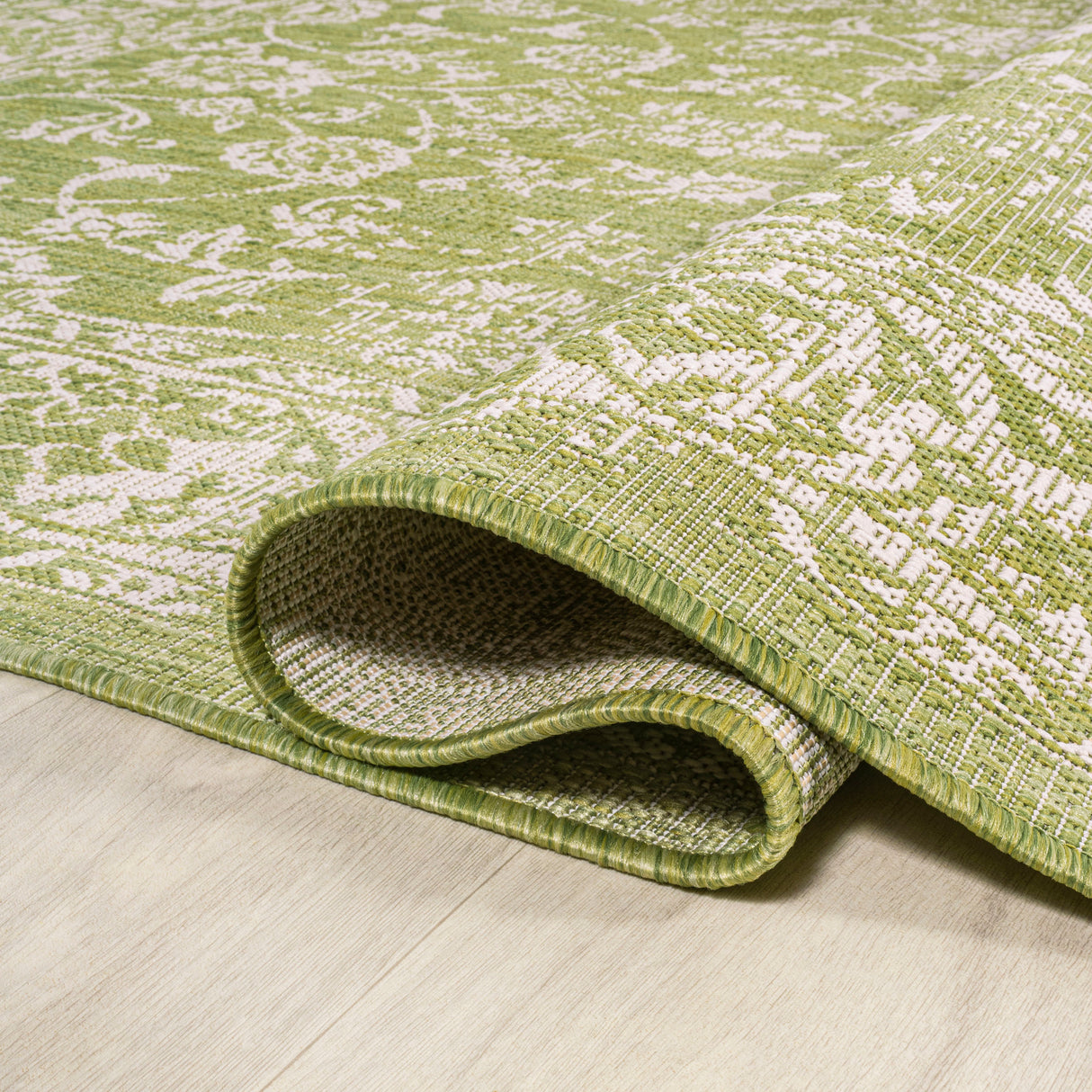 Tela Bohemian Textured Weave Floral Indoor/Outdoor Runner Rug