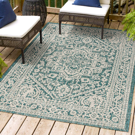 Sinjuri Medallion Textured Weave Indoor/Outdoor Area Rug