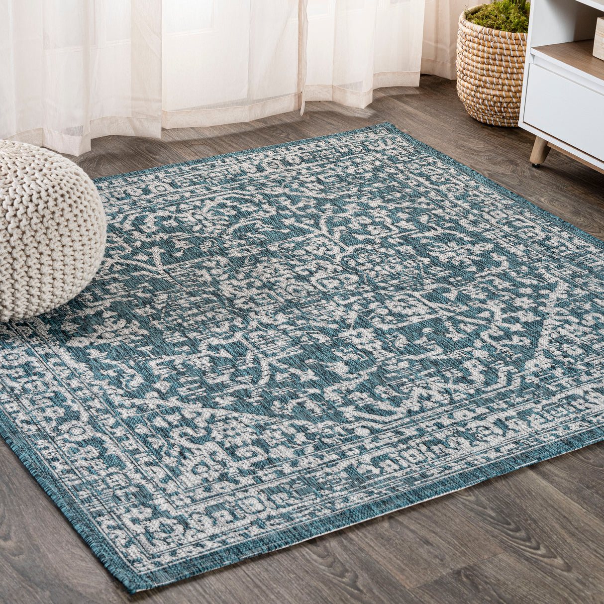 Malta Bohemian Medallion Textured Indoor/Outdoor Square Area Rug