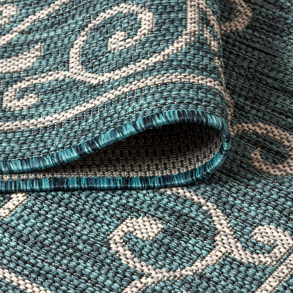 Charleston Vintage Filigree Textured Indoor/Outdoor Square Area Rug