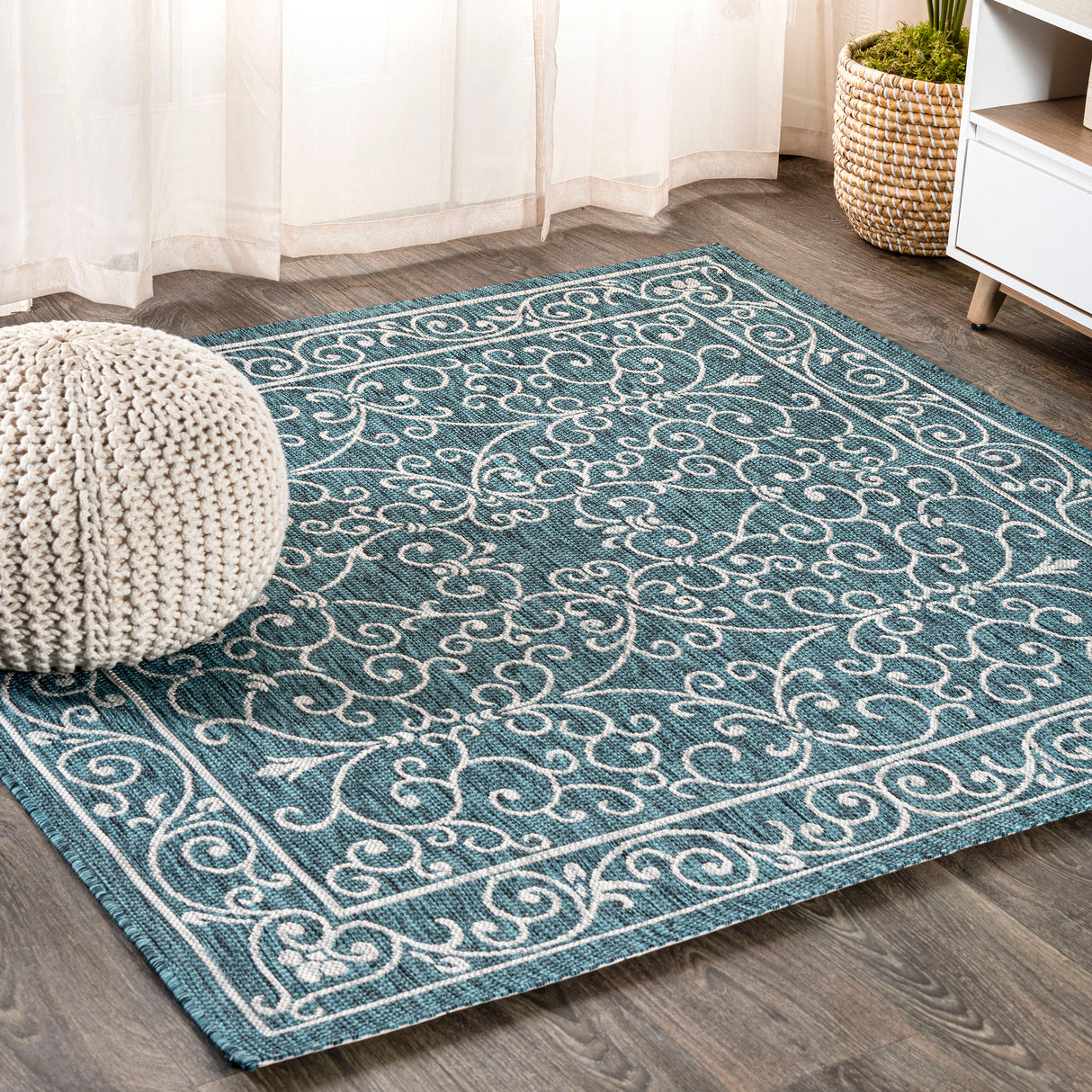 Charleston Vintage Filigree Textured Indoor/Outdoor Square Area Rug