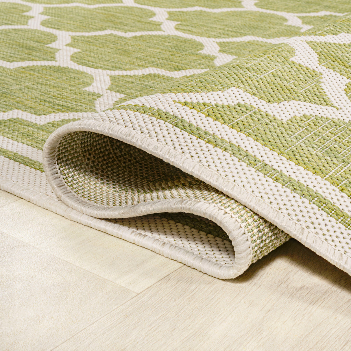 Trebol Moroccan Trellis Weave Indoor/Outdoor Square Area Rug