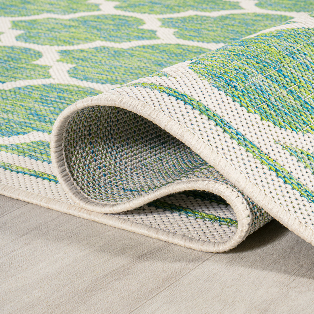Trebol Moroccan Trellis Weave Indoor/Outdoor Square Area Rug