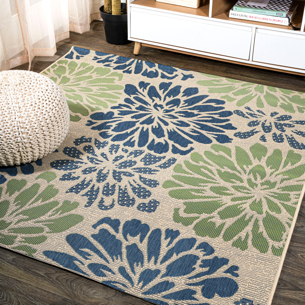 Zinnia Modern Floral Textured Weave Indoor/Outdoor Square Area Rug