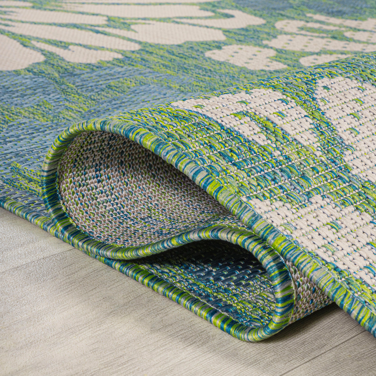 Zinnia Modern Floral Textured Weave Indoor/Outdoor Area Rug