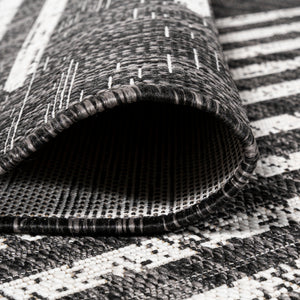 Zolak Geometric Indoor/Outdoor Area Rug