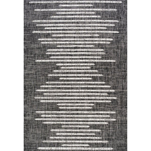 Zolak Geometric Indoor/Outdoor Area Rug