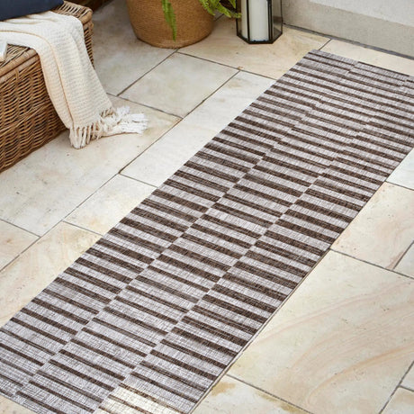 Sukie-Modern-Offset-Stripe-Indoor/Outdoor-Runner-Rug-Runner-Rugs